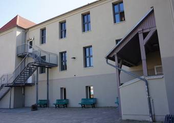 Schulhof der Sekundarschule &copy; Edgar Kraul