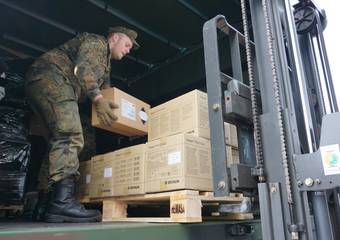 lieferung schutzausrüstung ftz 22 &copy; Pressestelle LK Stendal
