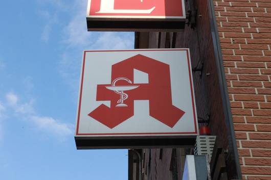 pharmacy 380780 1920